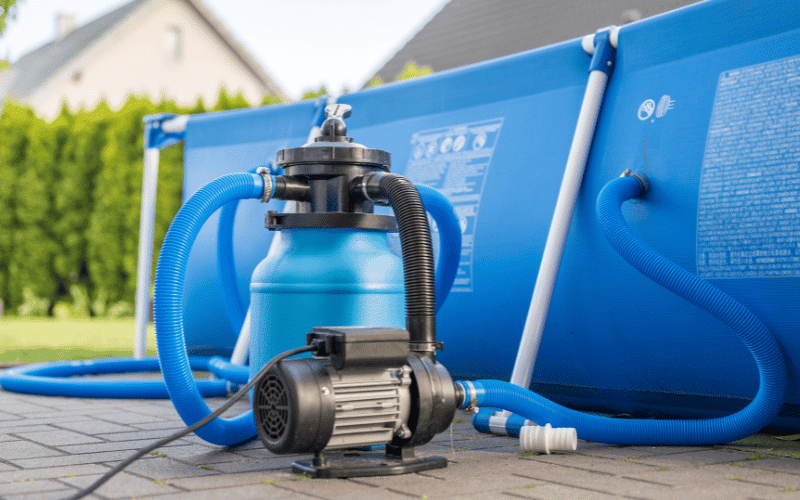 Pflege und Wartung mit Pool Filtersand. Unsere Tipps für eine längere Lebensdauer von Poolfiltersand.