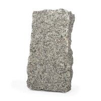 Granit Randstein seitlich